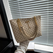 New Handbag Texture Soft Leather Large Capacity Tote Women Bag With Hanging Accessories Shoulder Bag