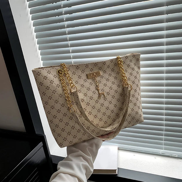New Handbag Texture Soft Leather Large Capacity Tote Women Bag With Hanging Accessories Shoulder Bag