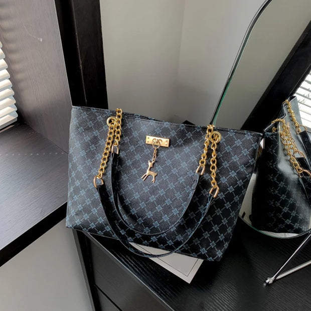 New Handbag Texture Soft Leather Large Capacity Tote Women Bag With Hanging Accessories Shoulder Bag