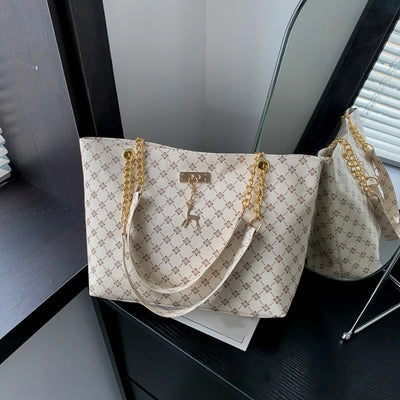 New Handbag Texture Soft Leather Large Capacity Tote Women Bag With Hanging Accessories Shoulder Bag
